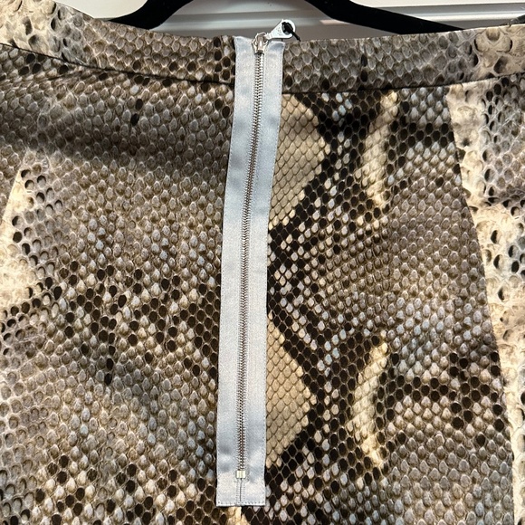 ERDEM Ari snake printed pencil skirt w/ blue lace panel, silk lining - US 8 - Picture 8 of 15